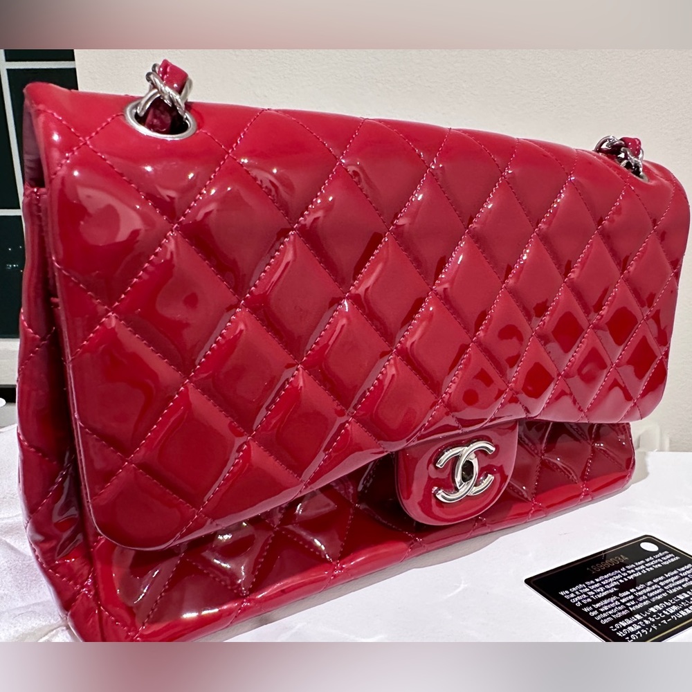 CHANEL RED QUILTED Patent Leather Classic Double Flap Jumbo Shoulder Bag